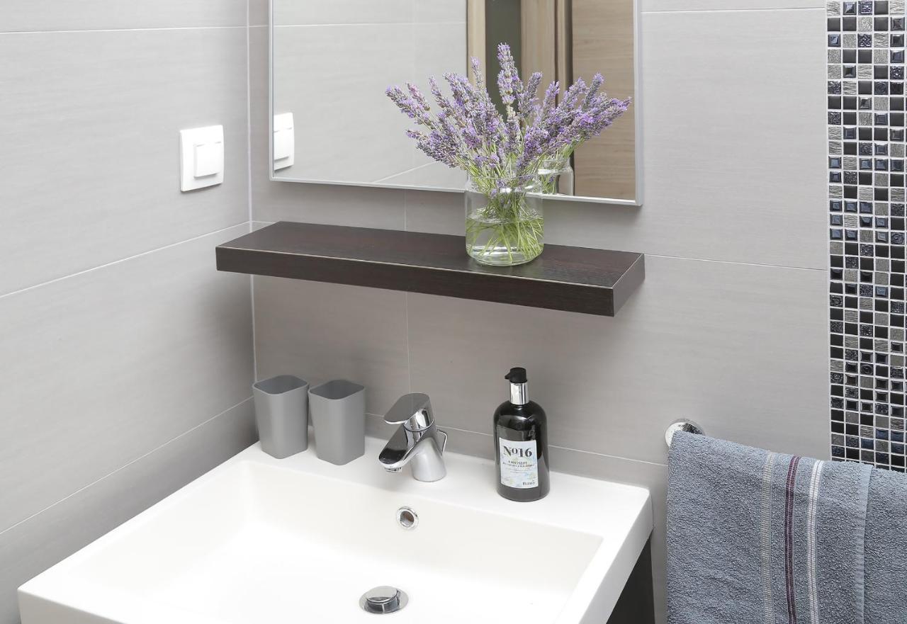 Apartment Moretic Gromaca Εξωτερικό φωτογραφία