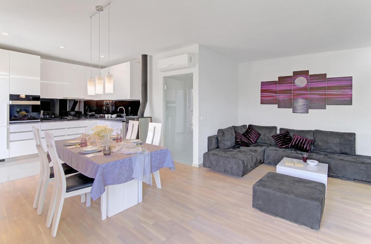 Apartment Moretic Gromaca Εξωτερικό φωτογραφία