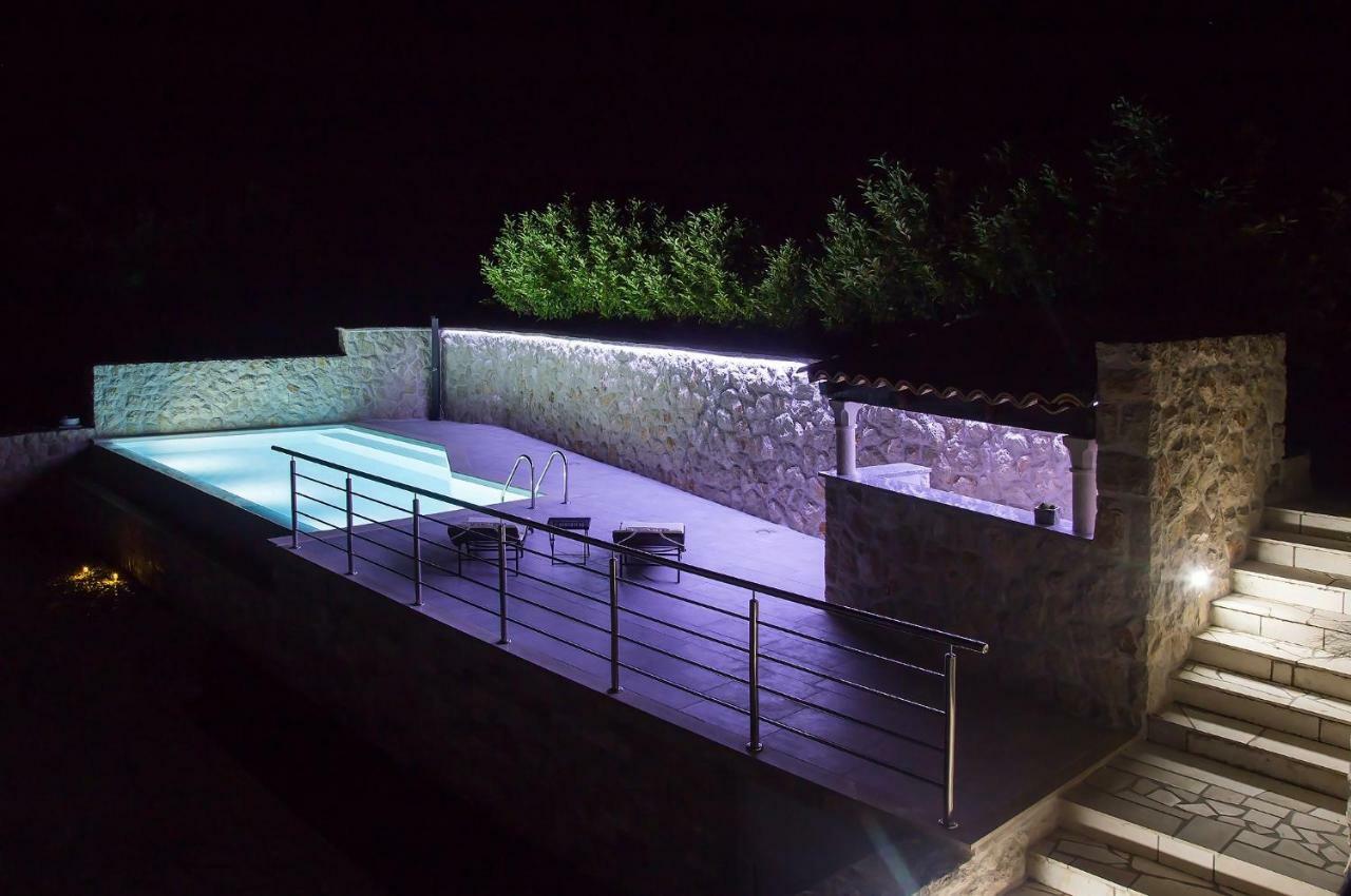 Apartment Moretic Gromaca Εξωτερικό φωτογραφία
